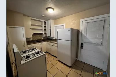 301 Cardinal Street #301, San Marcos, TX 78666 - Photo 3