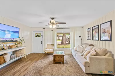 509 W Bois D Arc, Edna, TX 77957 - Photo 5