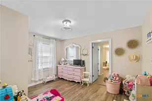 509 W Bois D Arc, Edna, TX 77957 - Photo 17