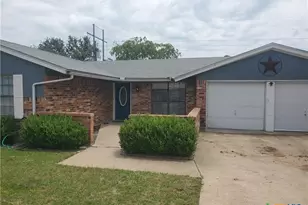 1217 Craig St, Copperas Cove, TX 76522 - Photo 3