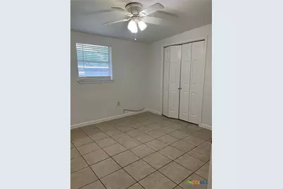 1013 Hackberry Street #B, San Marcos, TX 78666 - Photo 7