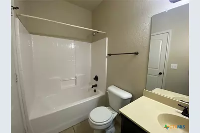 688 Creekside Circle, New Braunfels, TX 78130 - Photo 17