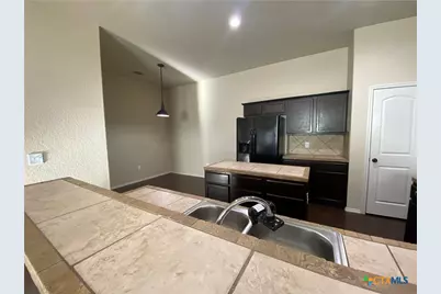 688 Creekside Circle, New Braunfels, TX 78130 - Photo 9