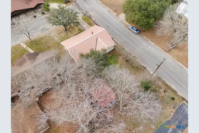 103 Thompson Street, Luling, TX 78648 - Photo 25