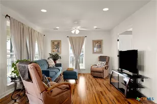 227 Ski Plex Dr, Seguin, TX 78155 - Photo 17