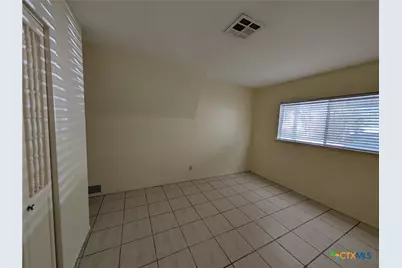 164 S Union Avenue #102, New Braunfels, TX 78130 - Photo 11