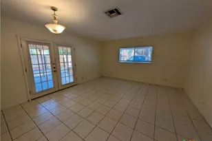 164 S Union Ave, New Braunfels, TX 78130 - Photo 9