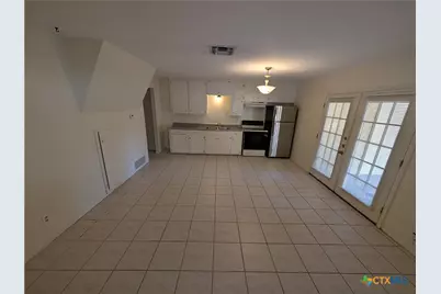 164 S Union Avenue #102, New Braunfels, TX 78130 - Photo 7