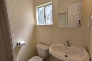 164 S Union Ave, New Braunfels, TX 78130 - Photo 13