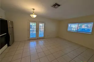 164 S Union Ave, New Braunfels, TX 78130 - Photo 7