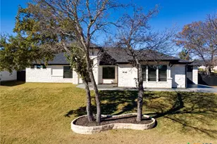 4048 Turning Leaf Dr, Nolanville, TX 76559 - Photo 3