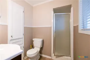 101 Avalon Dr, Victoria, TX 77901 - Photo 19