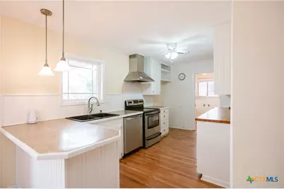 101 Avalon Drive, Victoria, TX 77901 - Photo 11