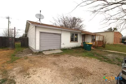 1411 W Main Street, Gatesville, TX 76528 - Photo 1