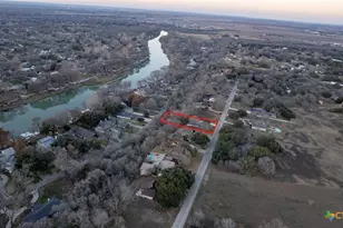 300 Ridge Crest Dr, Seguin, TX 78155 - Photo 31