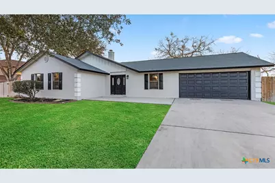 300 Ridge Crest Drive, Seguin, TX 78155 - Photo 3