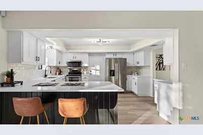 300 Ridge Crest Drive, Seguin, TX 78155 - Photo 7