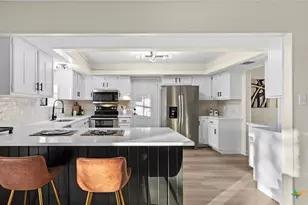 300 Ridge Crest Dr, Seguin, TX 78155 - Photo 7