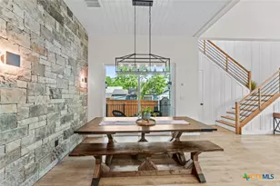 670 Magazine Ave, New Braunfels, TX 78130 - Photo 9