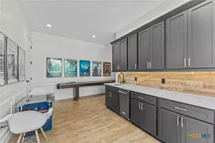 670 Magazine Ave, New Braunfels, TX 78130 - Photo 13