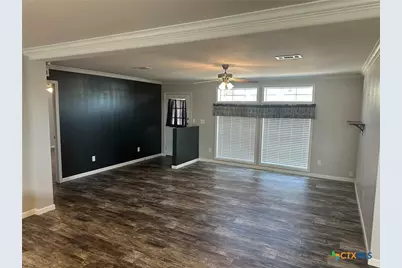 908 Henry Street, Cuero, TX 77954 - Photo 3