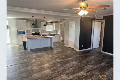 908 Henry Street, Cuero, TX 77954 - Photo 5