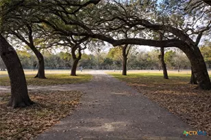 413 Coletoville Rd, Victoria, TX 77905 - Photo 11