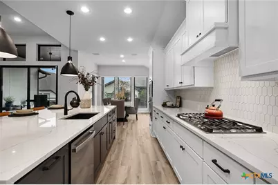 1920 Bighorn Trail, New Braunfels, TX 78132 - Photo 7