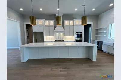 611 Parkview Place, Canyon Lake, TX 78133 - Photo 11