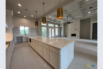 611 Parkview Place, Canyon Lake, TX 78133 - Photo 19