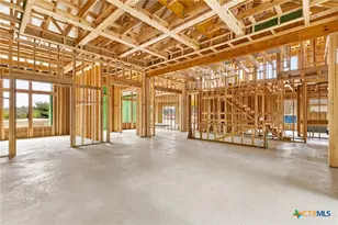 611 Parkview Pl, Canyon Lake, TX 78133 - Photo 5