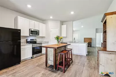 3605 McCrae Crossing, San Antonio, TX 78264 - Photo 9