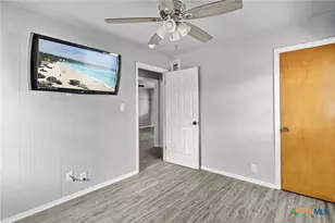 1009 Fulton St, Edna, TX 77957 - Photo 19