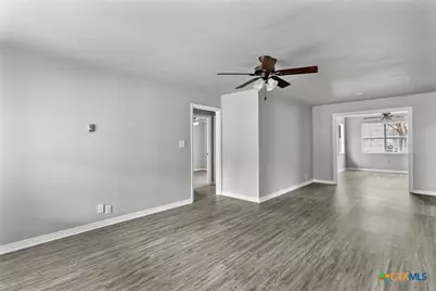 1009 Fulton Street, Edna, TX 77957 - Photo 9