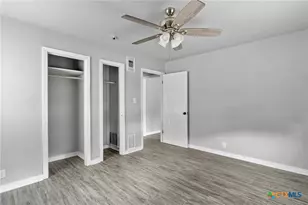 1009 Fulton St, Edna, TX 77957 - Photo 17