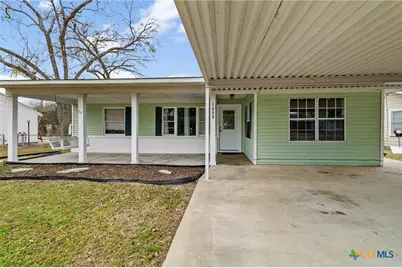 1009 Fulton Street, Edna, TX 77957 - Photo 3