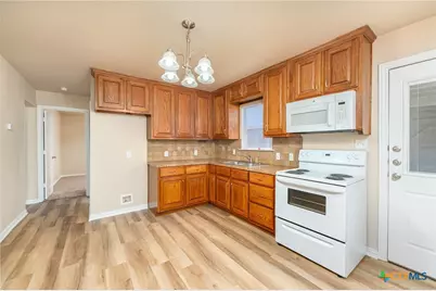 1601 Miller Street, Belton, TX 76513 - Photo 3