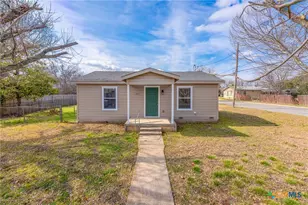 1601 Miller St, Belton, TX 76513 - Photo 1
