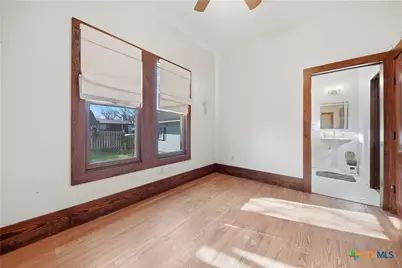 306 N Avenue E, Shiner, TX 77984 - Photo 23