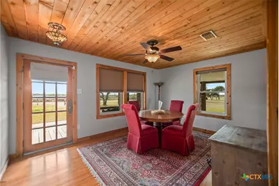 1067 N Cr 307, Port Lavaca, TX 77979 - Photo 19