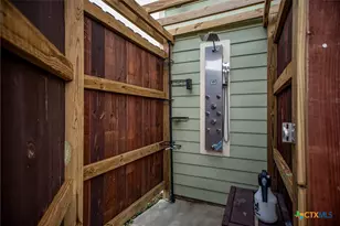 1067 N Cr 307, Port Lavaca, TX 77979 - Photo 41