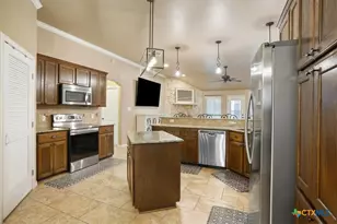 2020 Briar Hollow Dr, Temple, TX 76502 - Photo 9