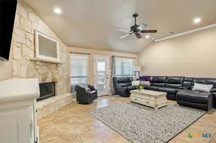 2020 Briar Hollow Dr, Temple, TX 76502 - Photo 5