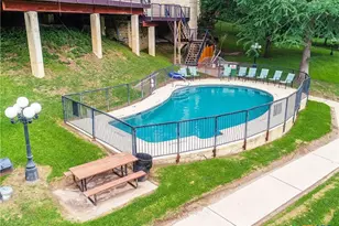401 W Lincoln St, New Braunfels, TX 78130 - Photo 21