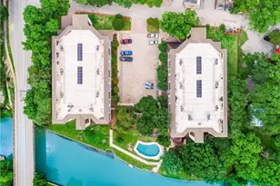 401 W Lincoln St, New Braunfels, TX 78130 - Photo 1