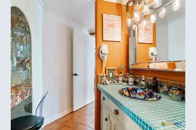 401 W Lincoln Street #A208, New Braunfels, TX 78130 - Photo 17