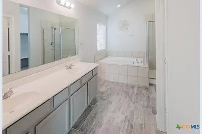 632 Ridgemeadow Drive, New Braunfels, TX 78130 - Photo 17