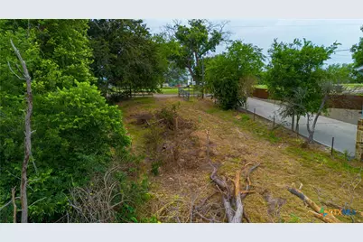 829 Lakeside Pass, New Braunfels, TX 78130 - Photo 13