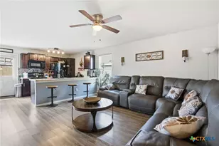 449 Moonvine Way, New Braunfels, TX 78130 - Photo 5