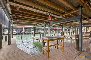 520 S 15th St, Port O'Connor, TX 77982 - Photo 7